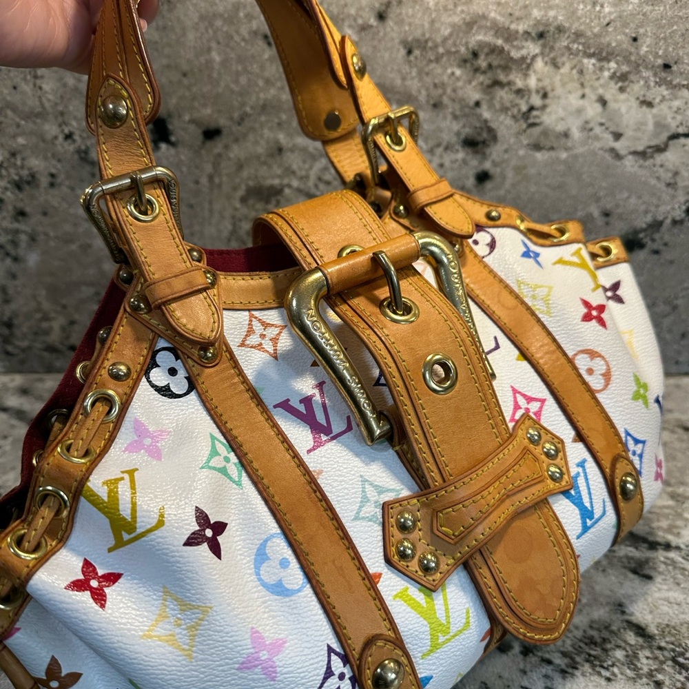 ❌SOLD❌ Authentic LV Theda Monogram Canvas GREAT CONDITION - Picture 5 of 17